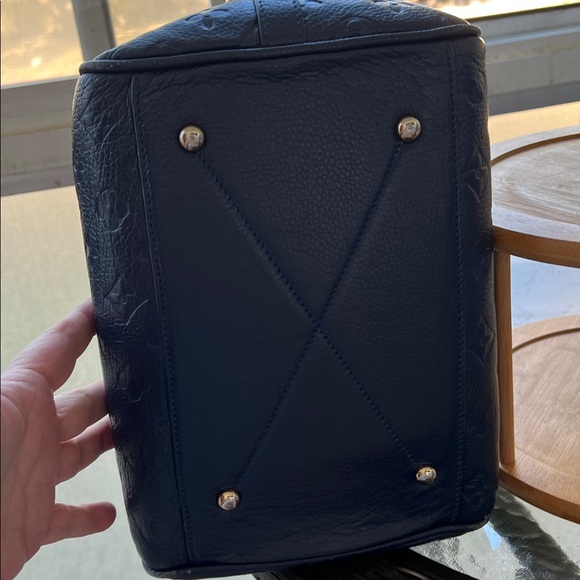 Elegant Navy Blue Fashion Handbag - Picture 5 of 11